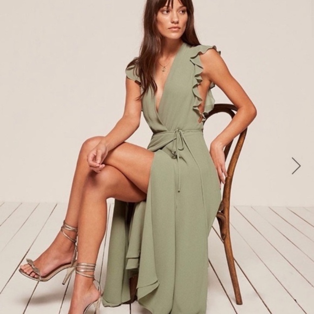 NWT Reformation Hillary Wrap Dress Perfect for spring